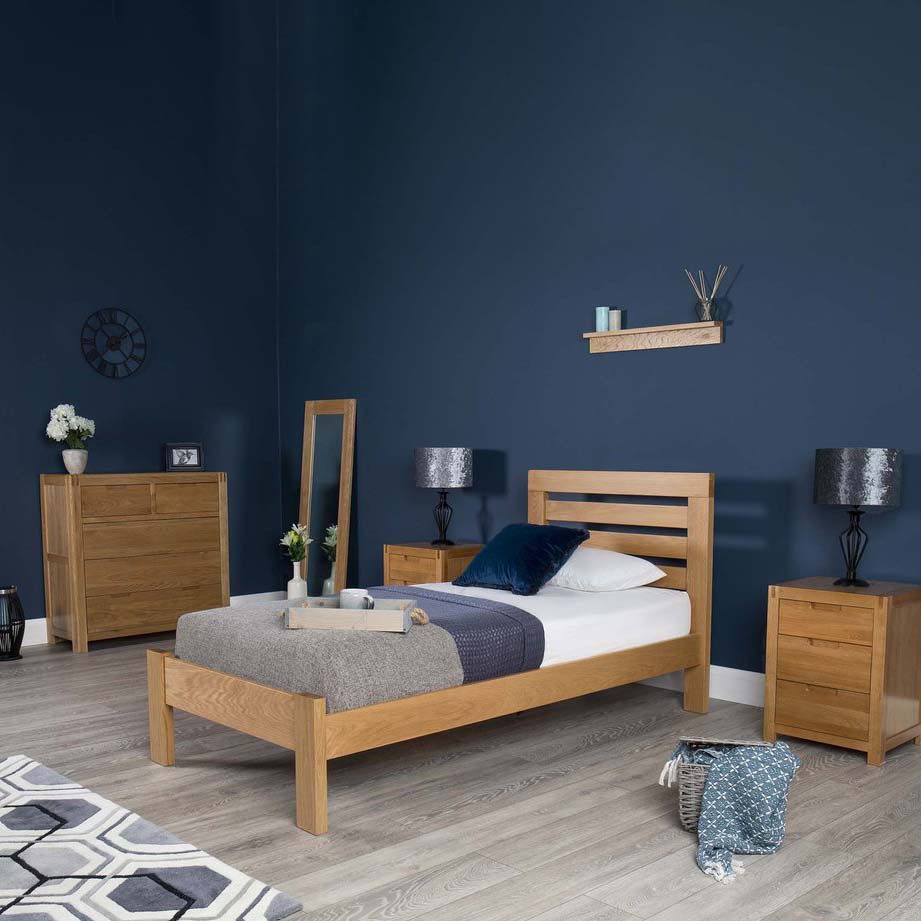 سرير خشبي مينامليست - SERA