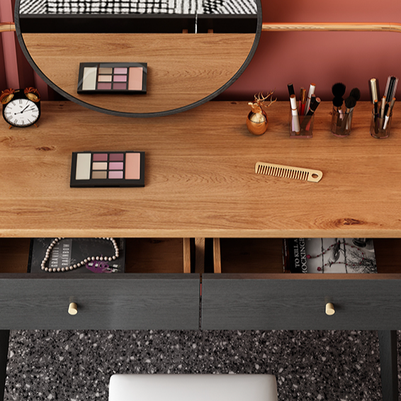 تسريحة مع مرأه