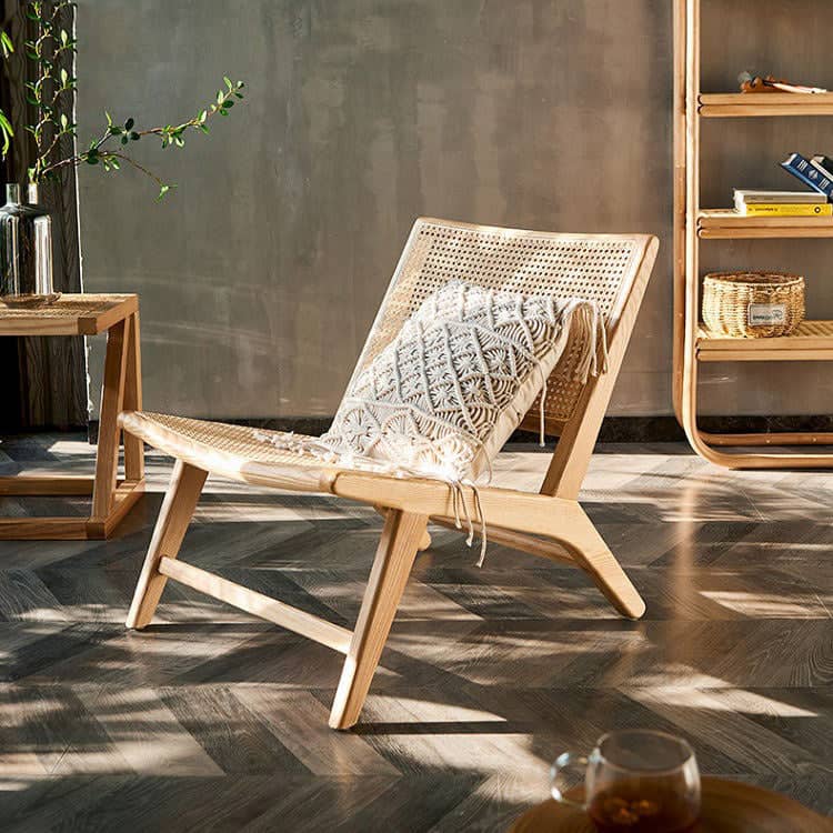 كرسي خشبي جذاب - BAYTK