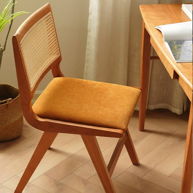 كرسي طعام أنيق - BAYTK