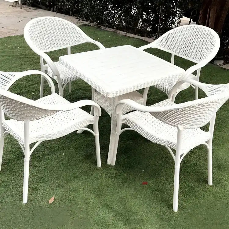 طقم حدائق اربع كراسي و طاولة - Baytuk