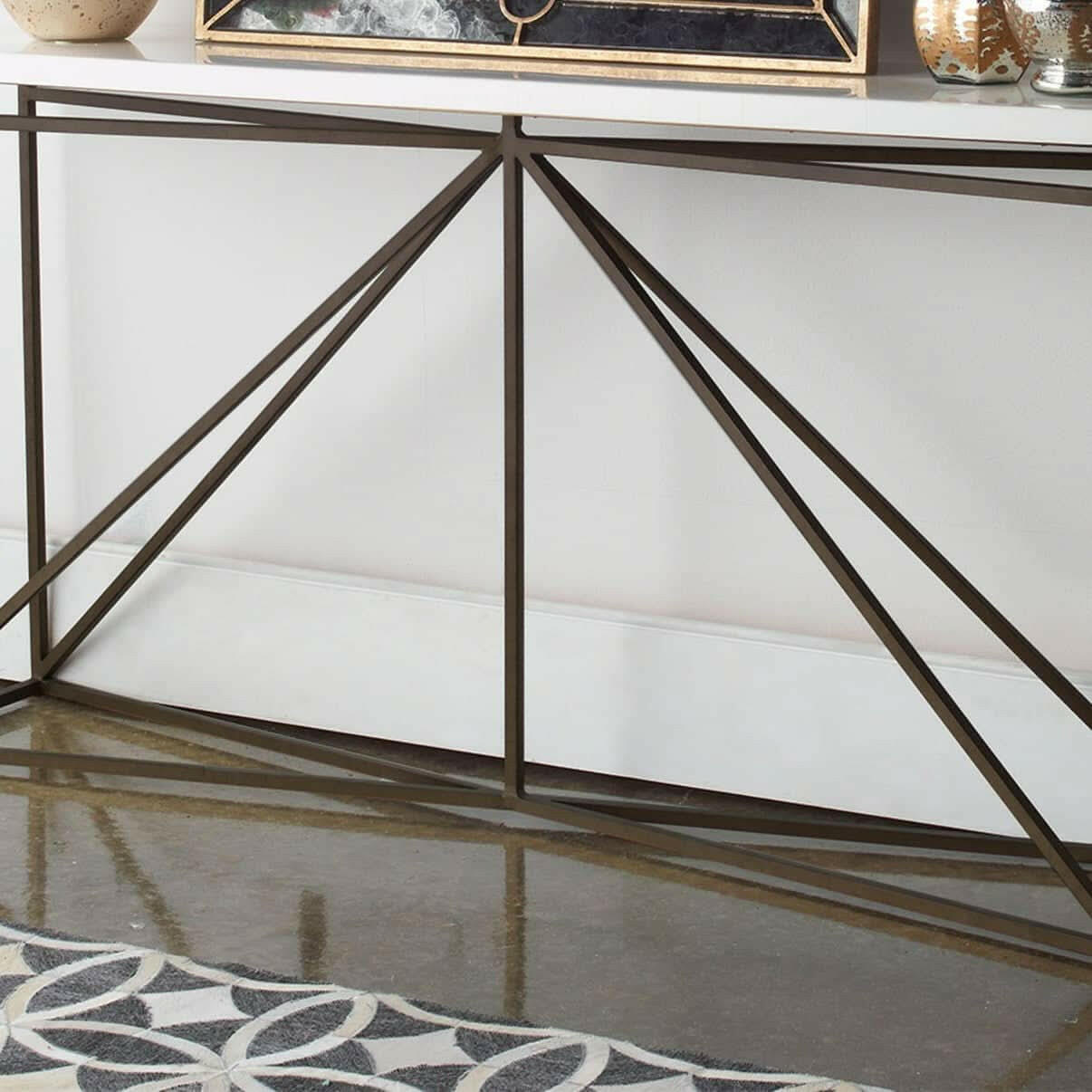 كونسول فاخر بتصميم جذاب - Baytuk