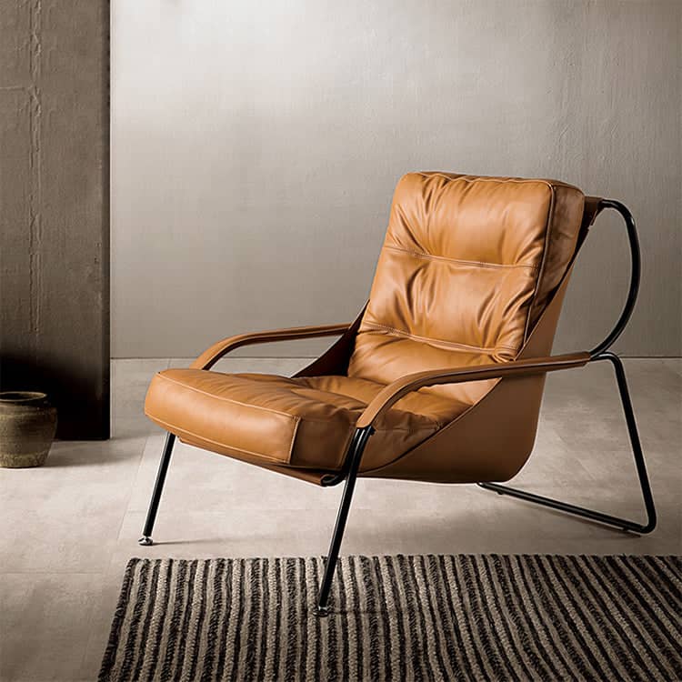 كرسي معدني مميز - COMFORT