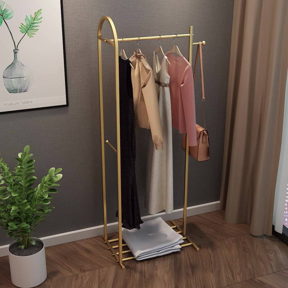 علاقة ملابس بسيطة - MORE