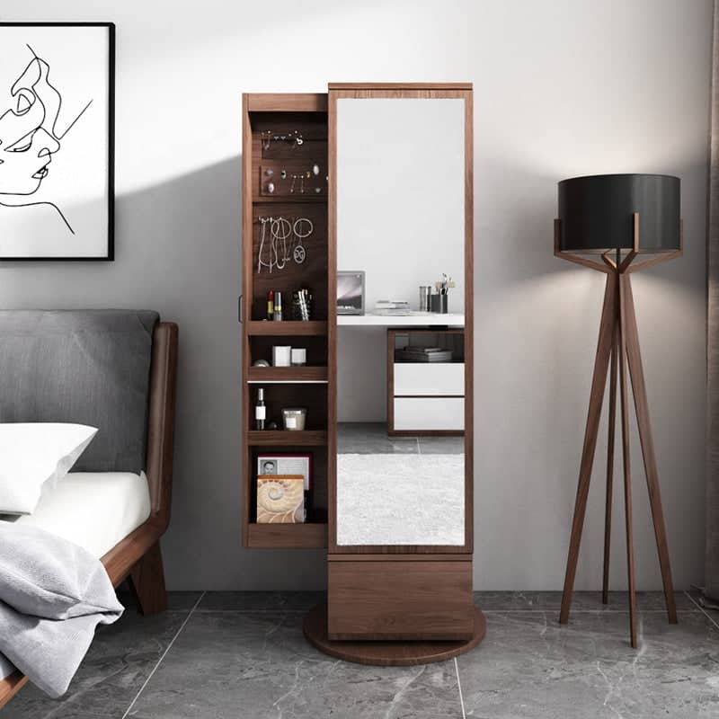 علاقة بمرآة طويلة - RAZ