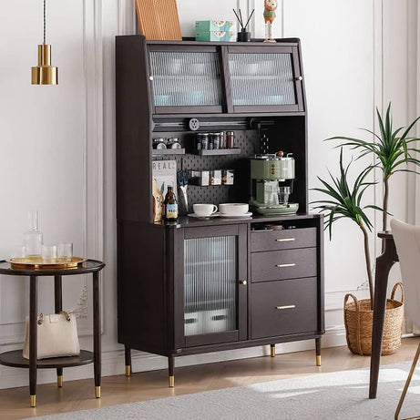 كوفي كورنر مودرن - AURA