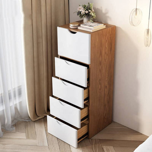 خزينة مكياج مزودة بمراة