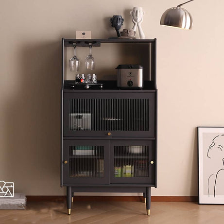 كوفي كورنر مينامليست - AURA