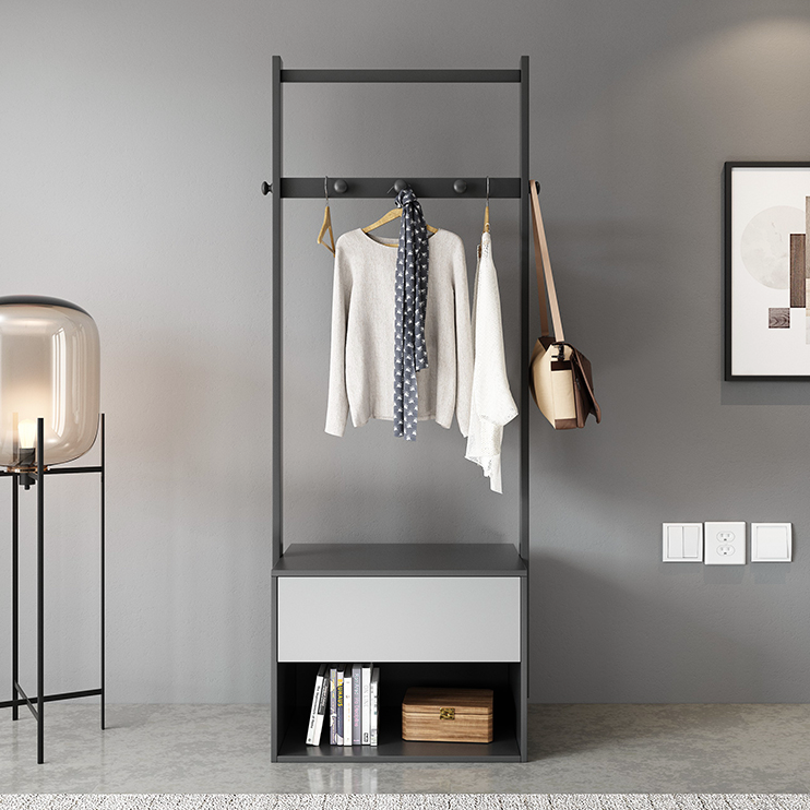 علاقة ملابس بدرج - RAZ