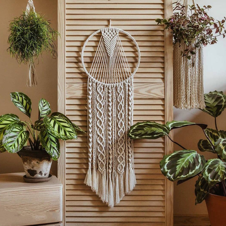 ديكور حائط مكرمية