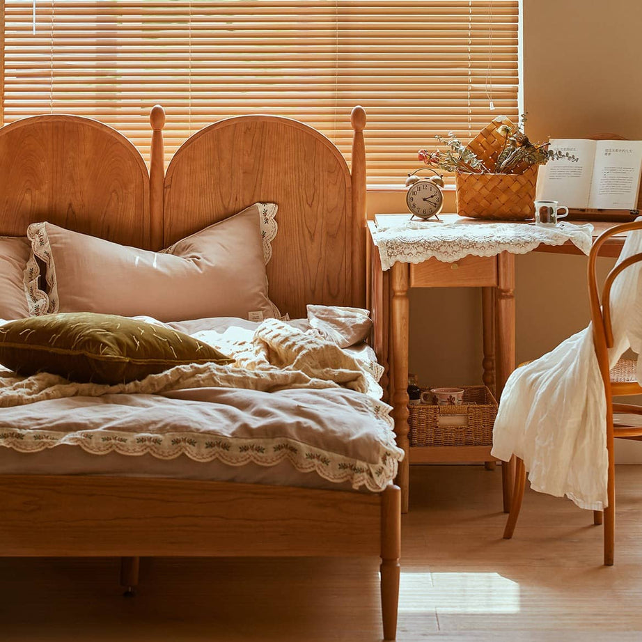 سرير بتصميم أنيق - SERA