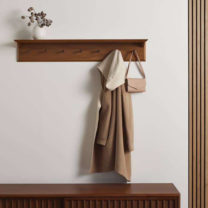 علاقة ملابس بسيطة - RAZ