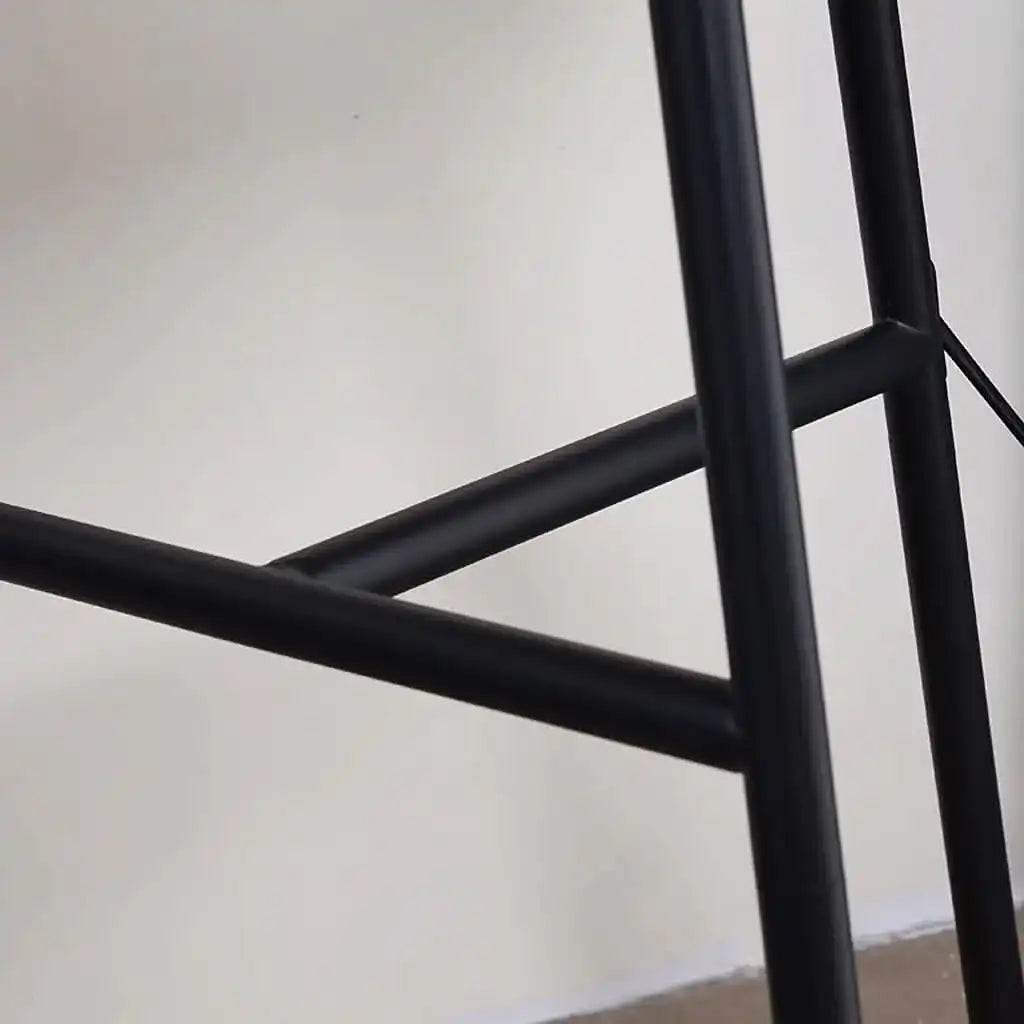 طاولة جانبية بتصميم مبتكر - Baytuk