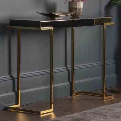 كونسول بتصميم أنيق - PINE