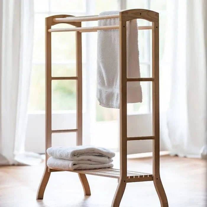 حامل ملابس خشبي - RAZ