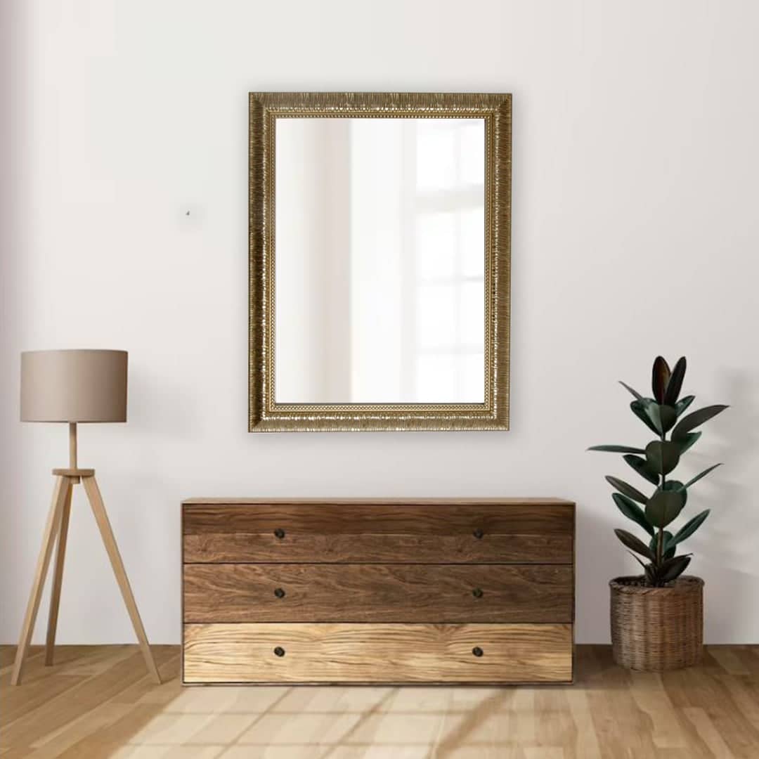 مرأه حائط مينامليست - TULIP