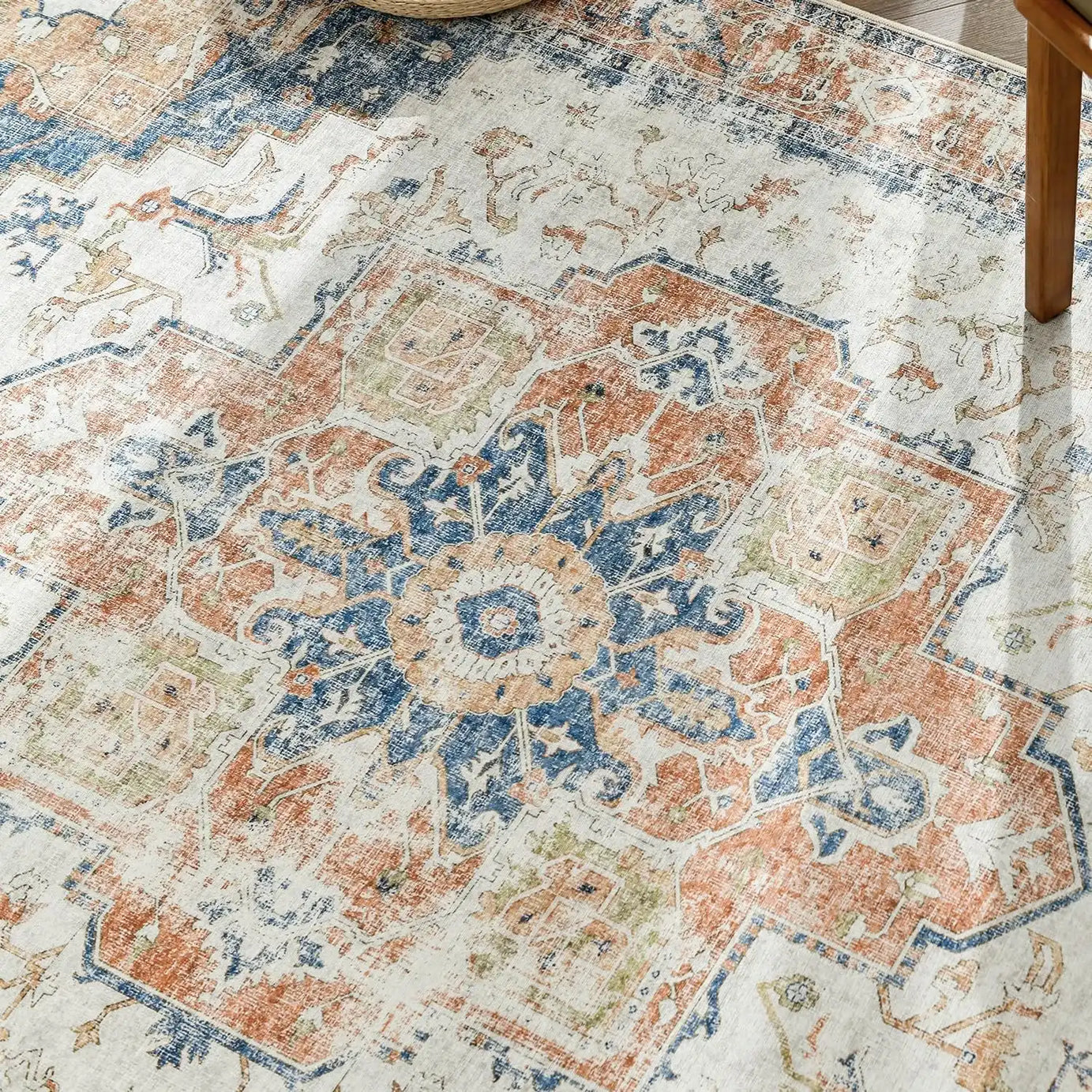 سجادة أرضية متعددة الألوان - Baytuk