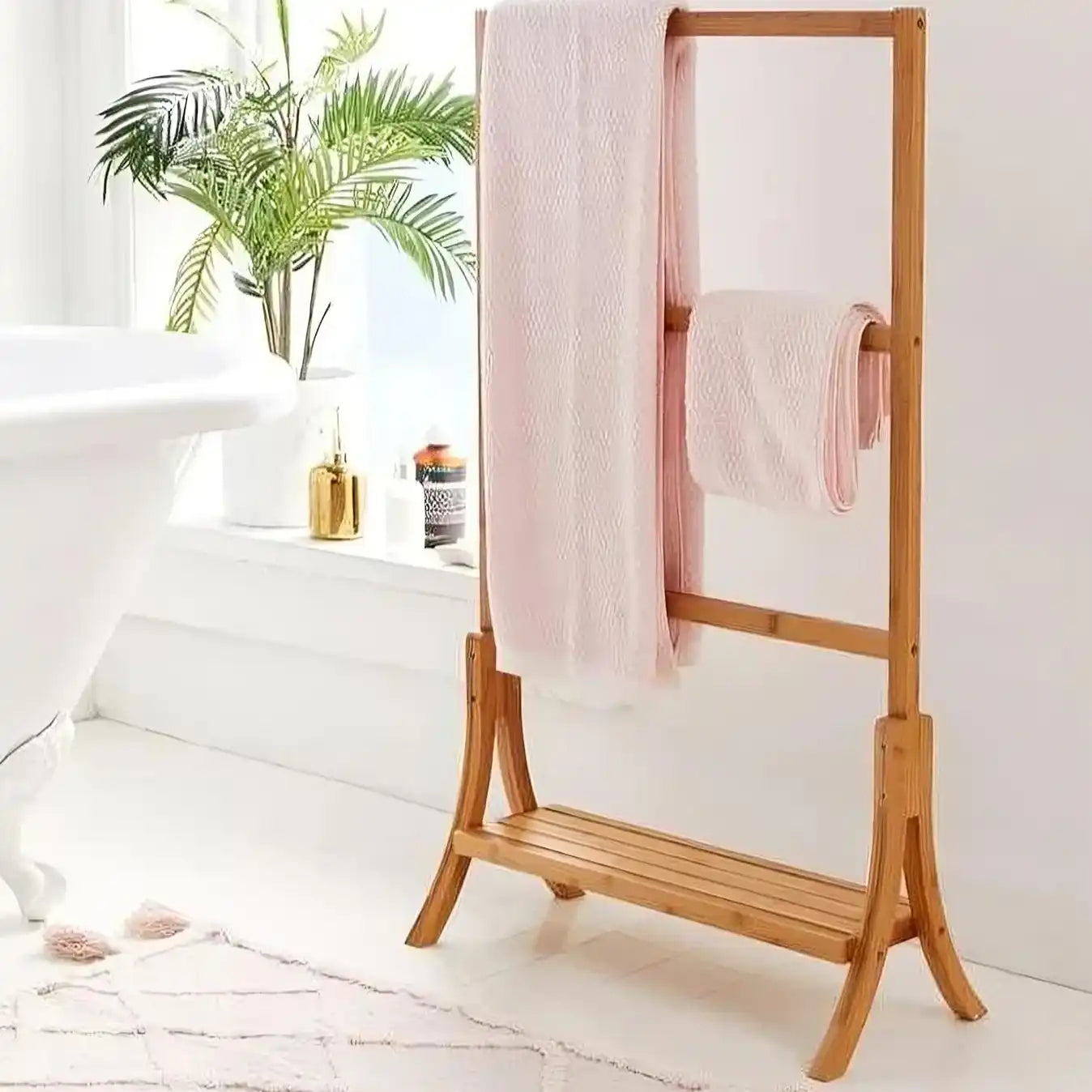 علاقة خشبية مزودة بأرفف - Baytuk