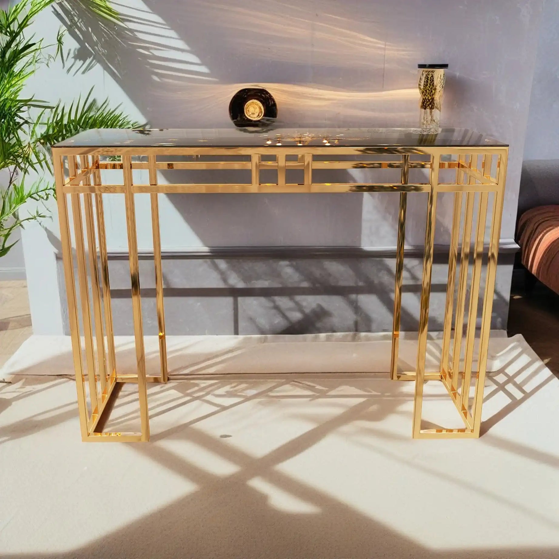 كونسول معدني أنيق - Baytuk