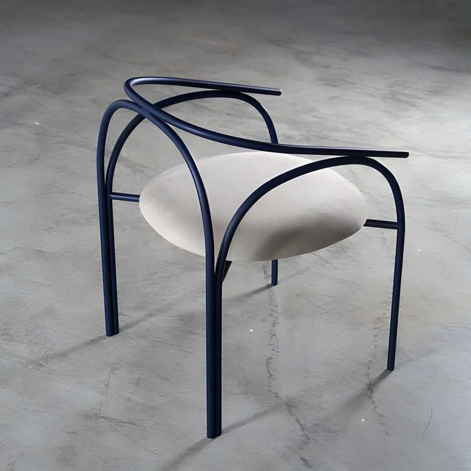 كرسي عصري مريح بتصميم فريد - Baytuk