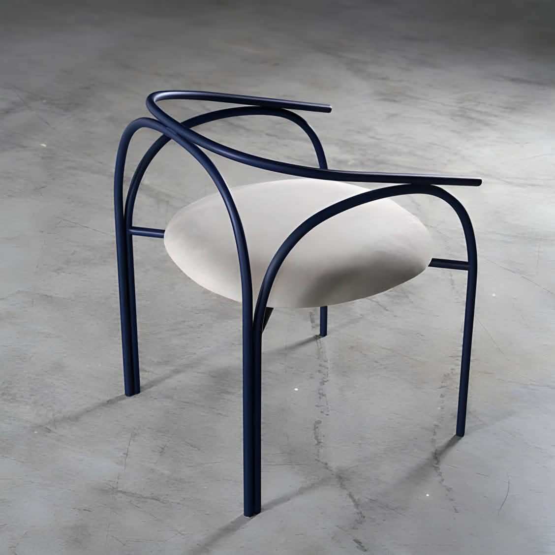 كرسي عصري مريح بتصميم فريد - Baytuk