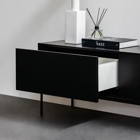 طاولة تلفاز أنيقة - Baytuk