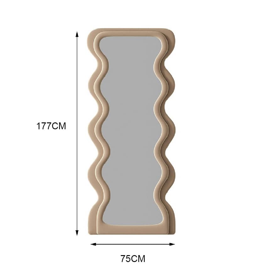 مرأه بتصميم مبتكر - PURE