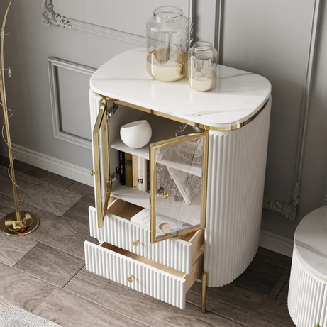 كوفي كورنر حديث - AURA