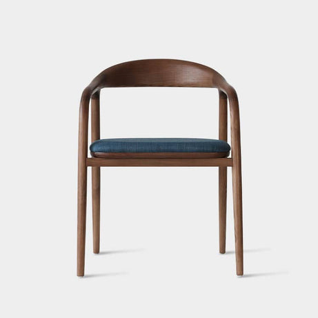 كرسي بتصميم أنيق - BAYTK