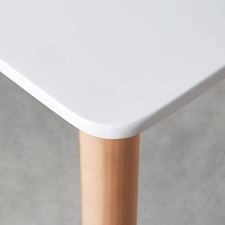 طاولة طعام مينامليست - TREND