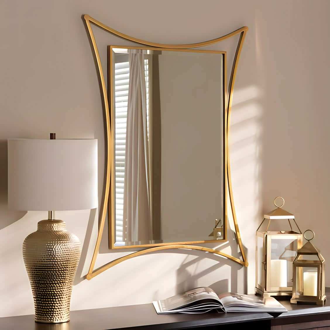 مرايا فاخرة بإطار ذهبي - Baytuk