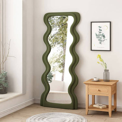 مرأه بتصميم مبتكر - PURE