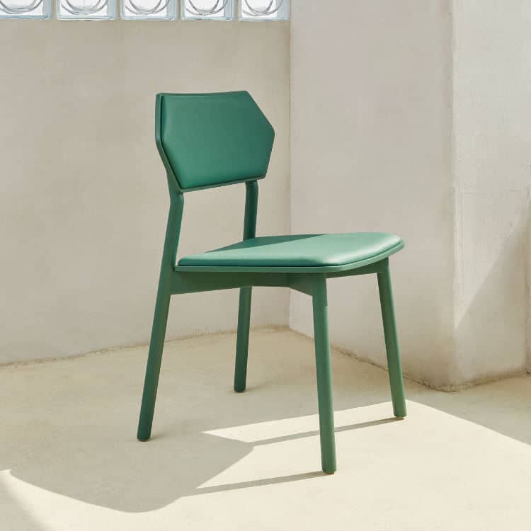 كرسي مميز - COMFORT