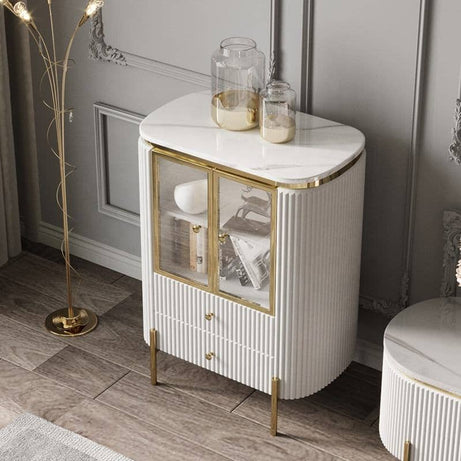 كوفي كورنر حديث - AURA