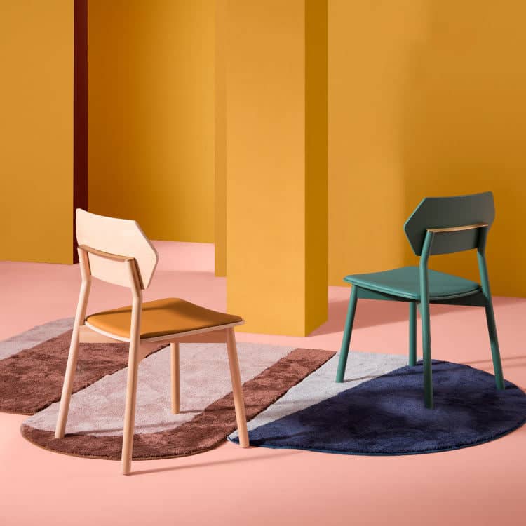 كرسي مميز - COMFORT