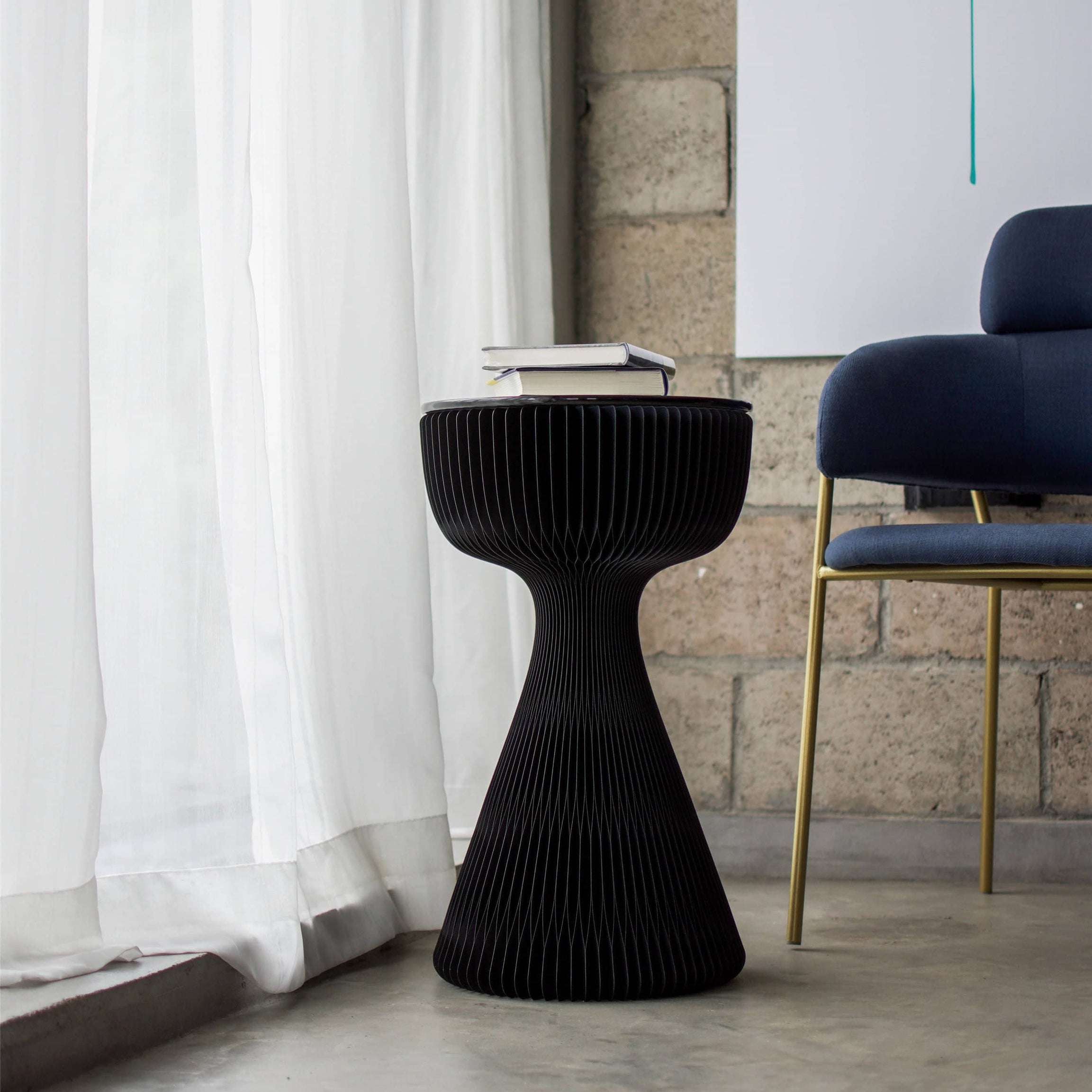 طاولة جانبية مودرن - LEGACY