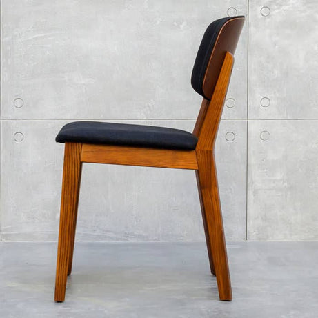 كرسي خشبي مينامليست - BAYTK