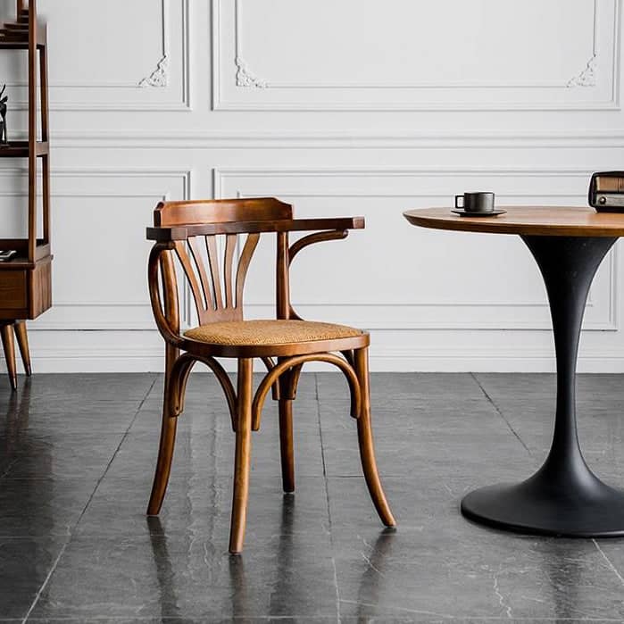 كرسي طعام عتيق - BAYTK