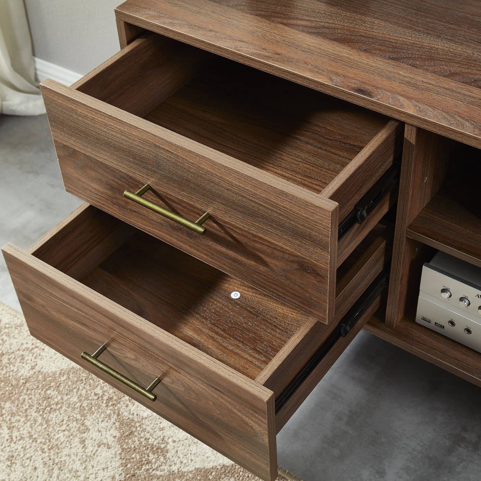 طاولة تلفاز مينامليست - LEGACY