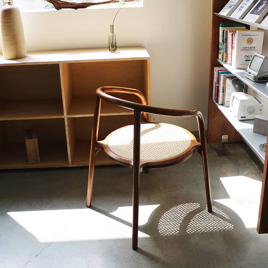 كرسي خشبي مبتكر - BAYTK