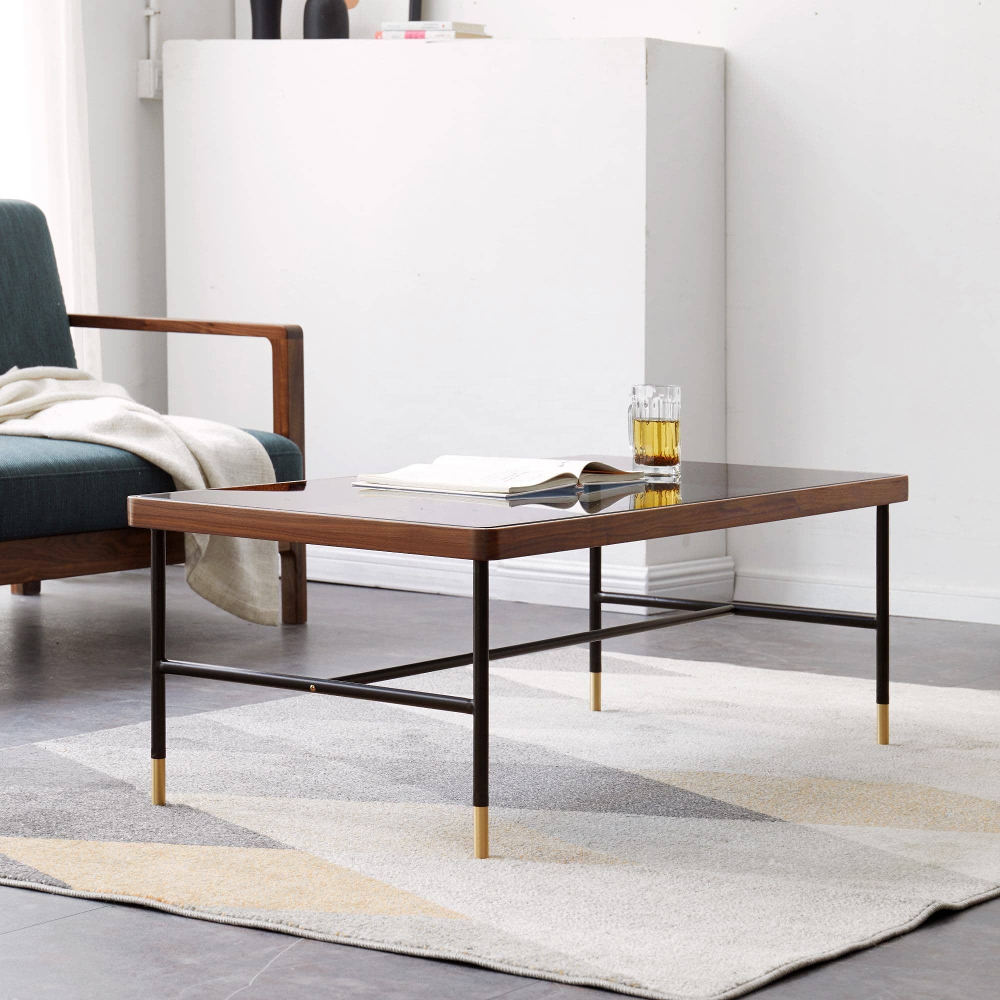 طاولة قهوة مينامليست - LEGACY