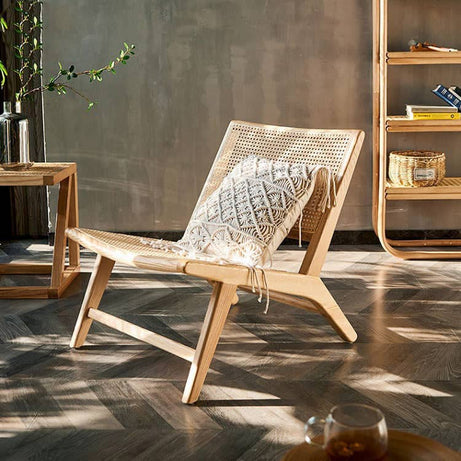 كرسي خشبي جذاب - BAYTK