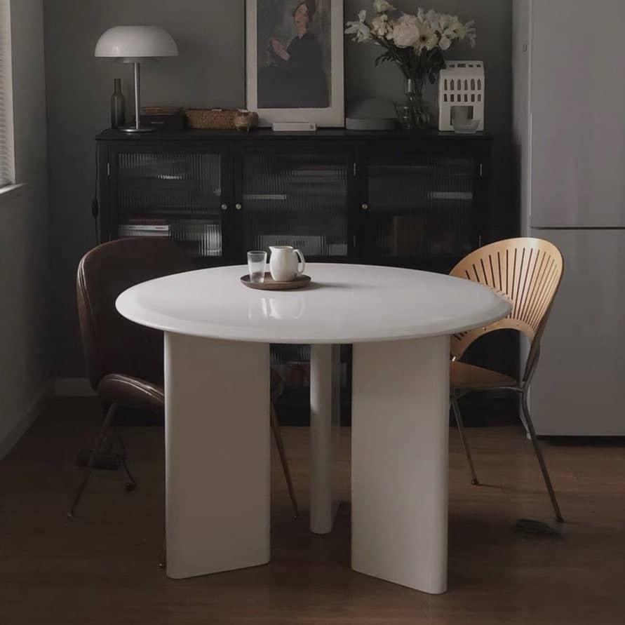 طاولة طعام مودرن - TREND