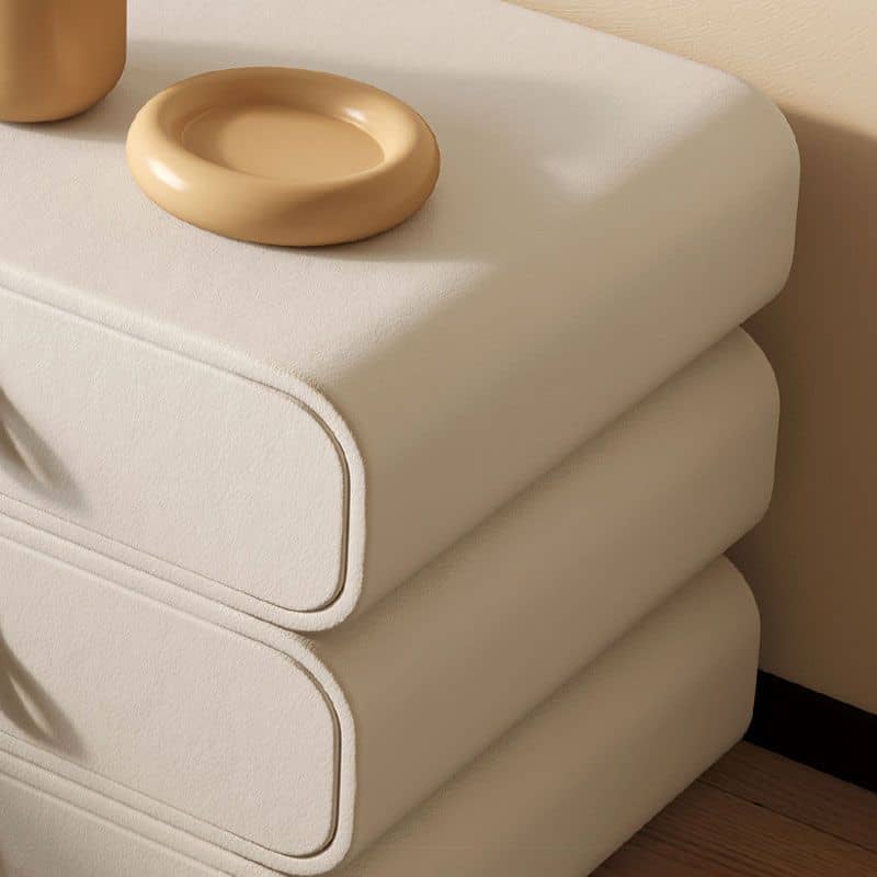 كومودينه بتصميم مميز - CHANCE