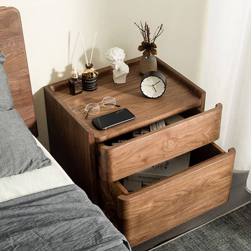 كومودينه بتصميم كلاسيكي - GOLDEN