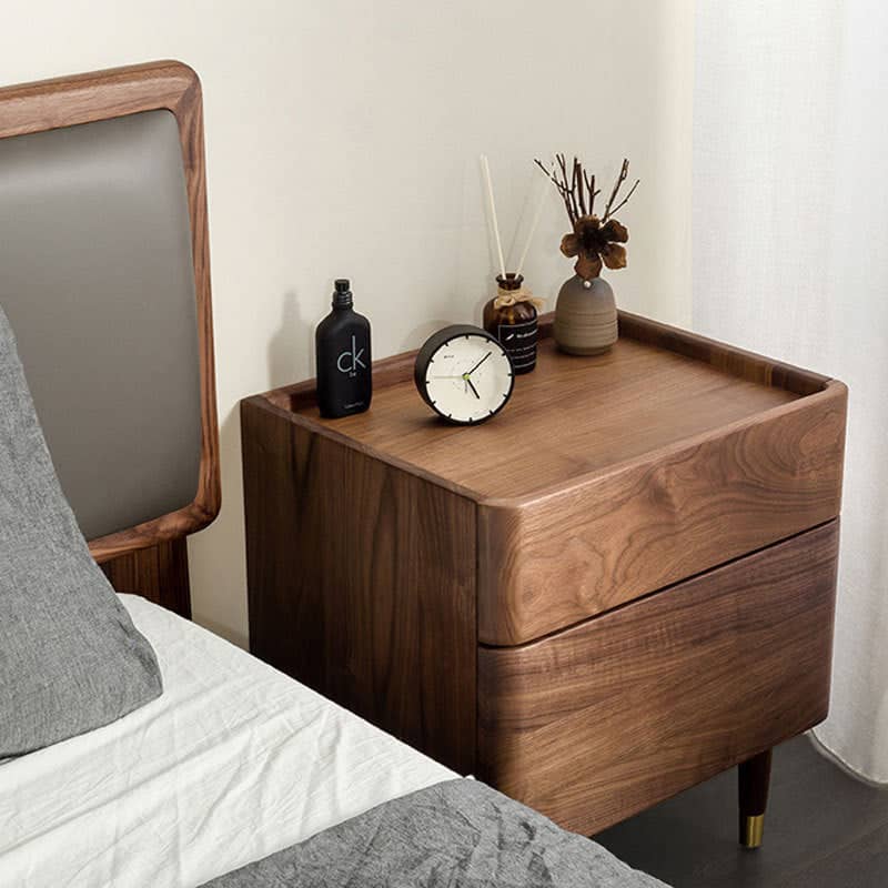 كومودينه بتصميم كلاسيكي - GOLDEN