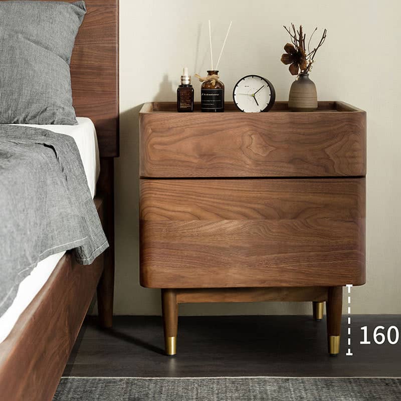 كومودينه بتصميم كلاسيكي - GOLDEN