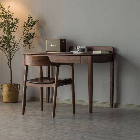 مكتب بتصميم أنيق - CLASSY