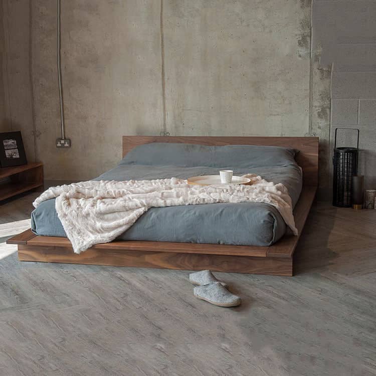 سرير بتصميم مميز - ROOK