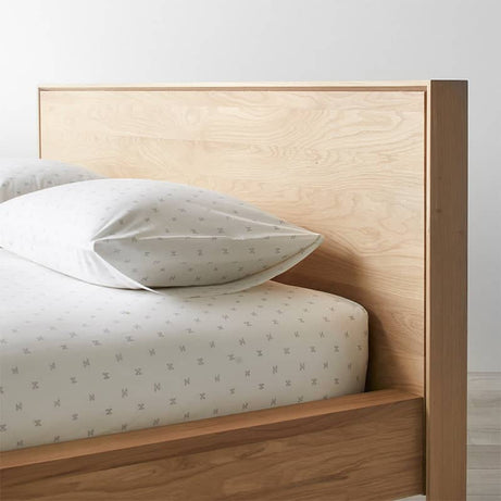 سرير خشبي بتصميم بسيط - SERA